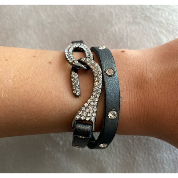 Beautiful Wrap Bracelet - Picture 2 of 4